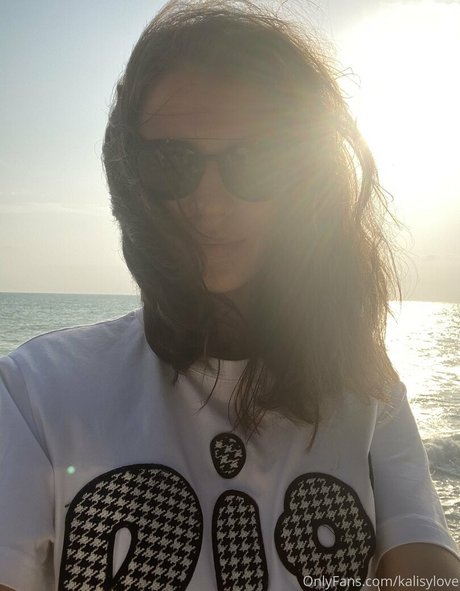 Nagie wyciekłe zdjęcie OnlyFans od Kalisylove