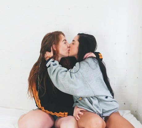 Mybisexualbestfriend