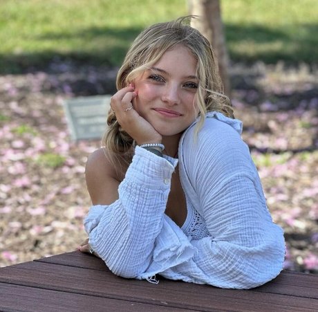 Isabella Ducharme