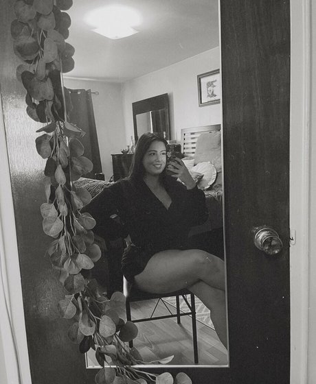 Alaston vuotanut OnlyFans-kuva Xobrittanyrosefree