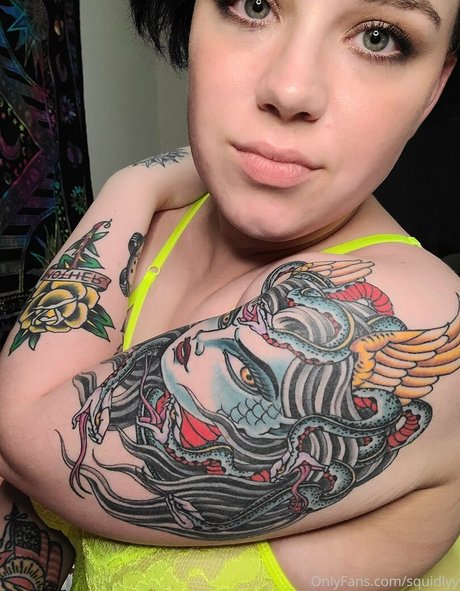 Thequeenhasarrived