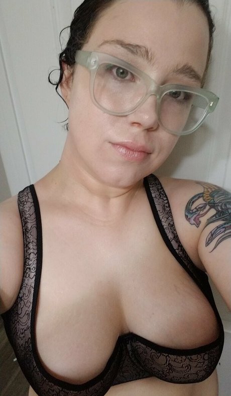 Thequeenhasarrived