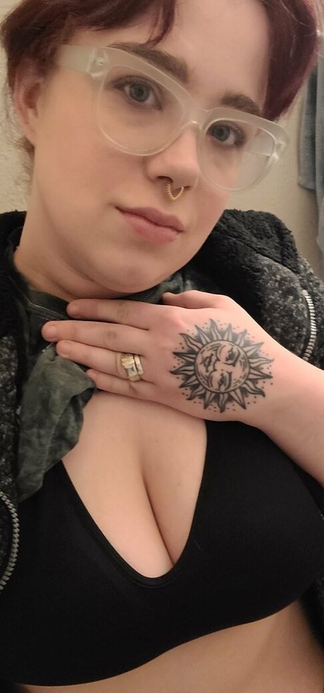 Thequeenhasarrived
