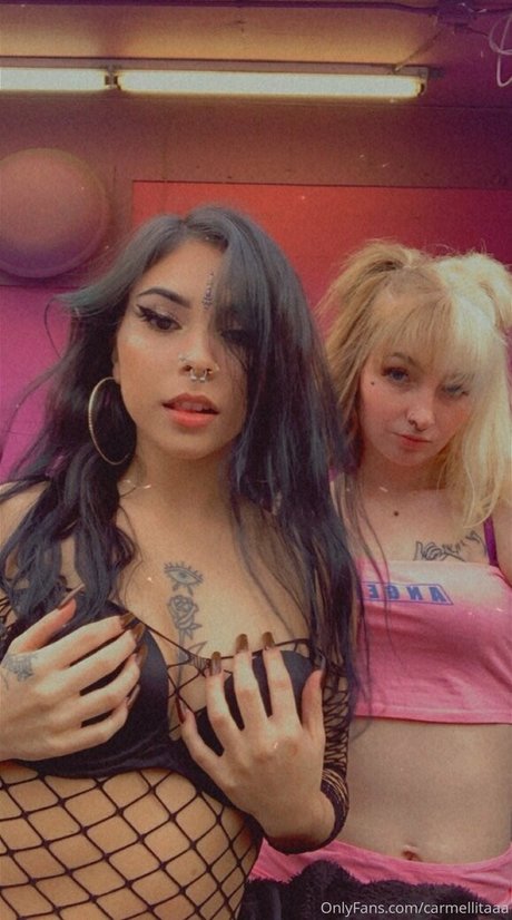 Naken läckt OnlyFans-bild av Carmellitaaa