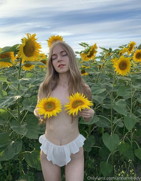 Foto di nudo di fuga di OnlyFans di Annamelody
