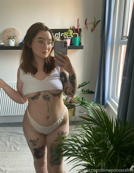 Flxmeprincessfree  nude leaked OnlyFans photo