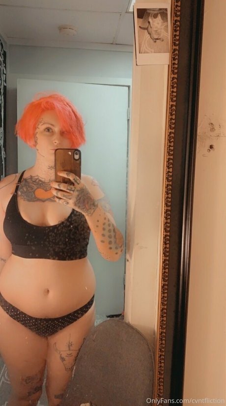Nahá fotka uniklých OnlyFans od Imjustbria