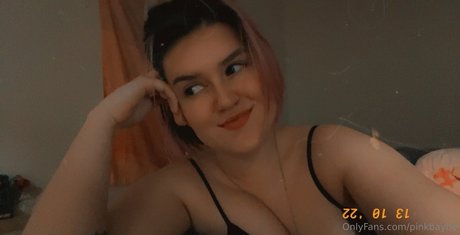 Foto di nudo di fuga di OnlyFans di Pinkbaybe