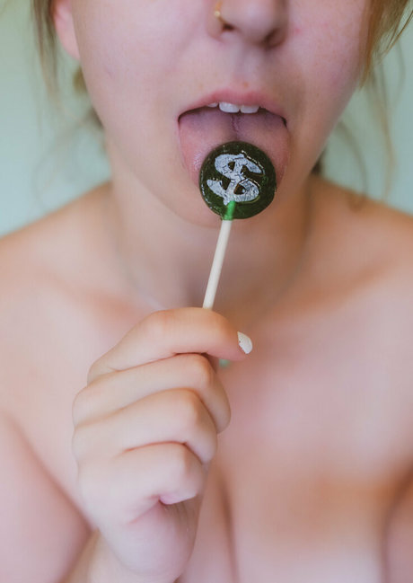 Naken läckt OnlyFans-bild av Sarahtheslutfree