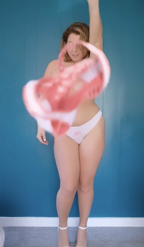 Sarahtheslutfree