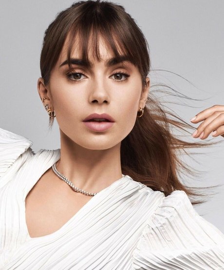 Lily Collins