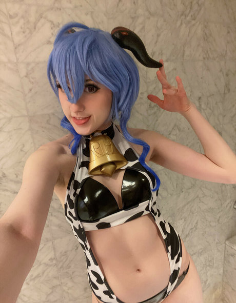 Mangoloo Cosplay