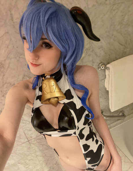 Mangoloo Cosplay