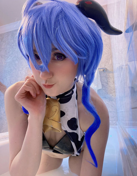 Mangoloo Cosplay