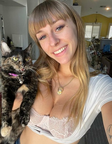 Angelyoungsxxx