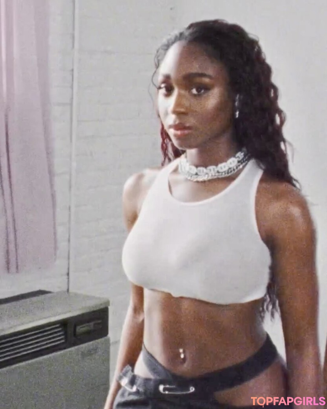 Alaston vuotanut OnlyFans-kuva Normani Kordei #23