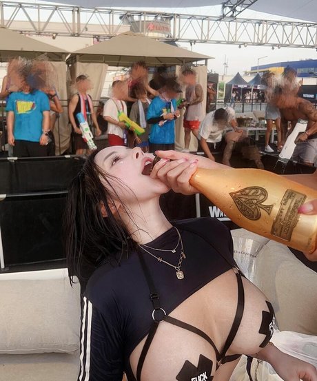 Nahá fotka uniklých OnlyFans od Eludaglamorous