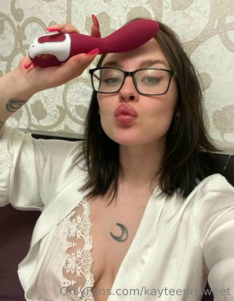 Nahá fotka uniklých OnlyFans od Kayteennsweet