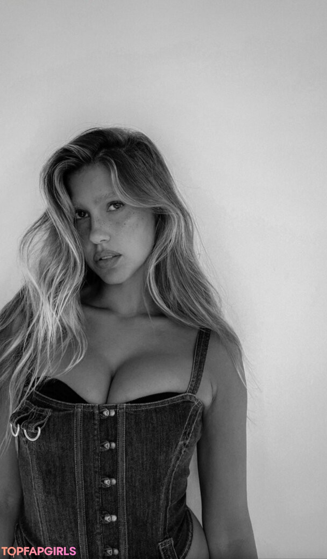 Nahá fotka uniklých OnlyFans od Kara Del Toro #1762