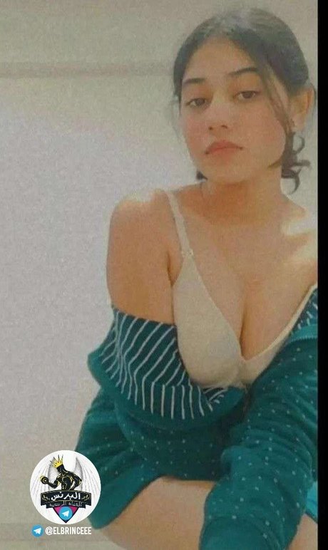 Foto desnuda filtrada de OnlyFans de Dhairyavi Bamania