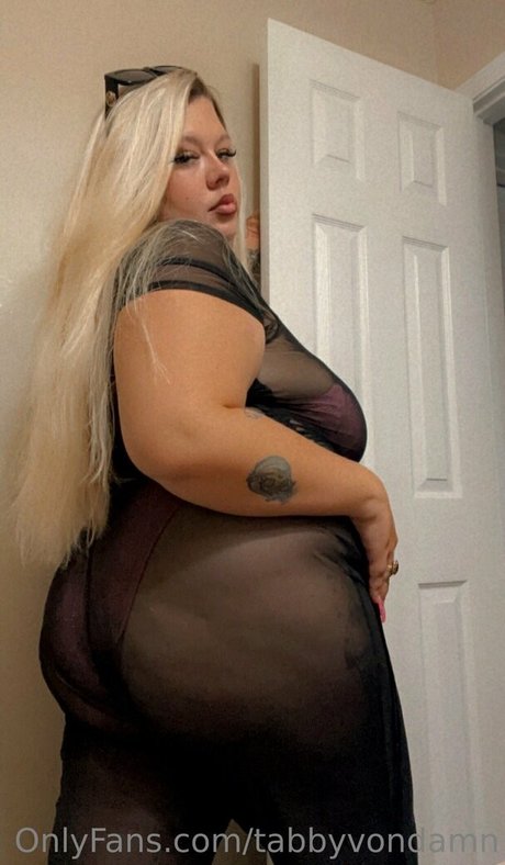 TabbyVonDAMN