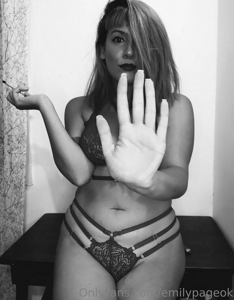 Foto nua vazada do OnlyFans de Emilypageok