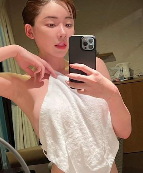 Eimi Fukada