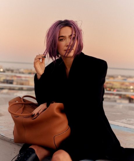Nahá fotka uniklých OnlyFans od Haley Lu Richardson