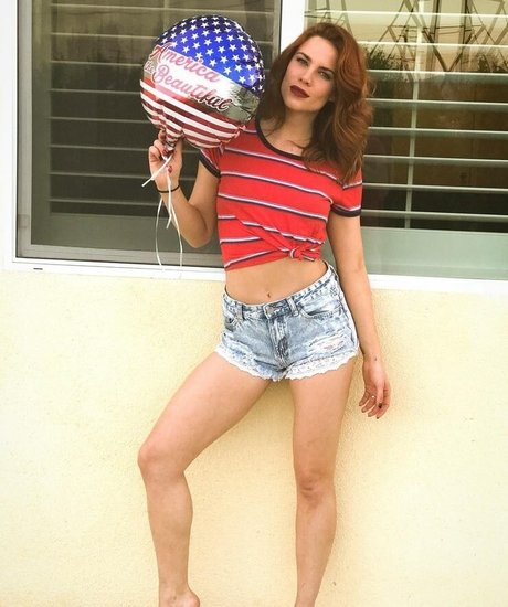 Courtney Hope