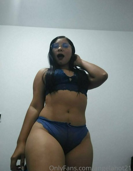 Angelahot21