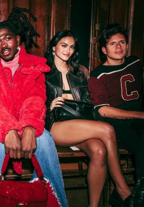 Camila Mendes