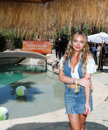 Natalie Alyn Lind