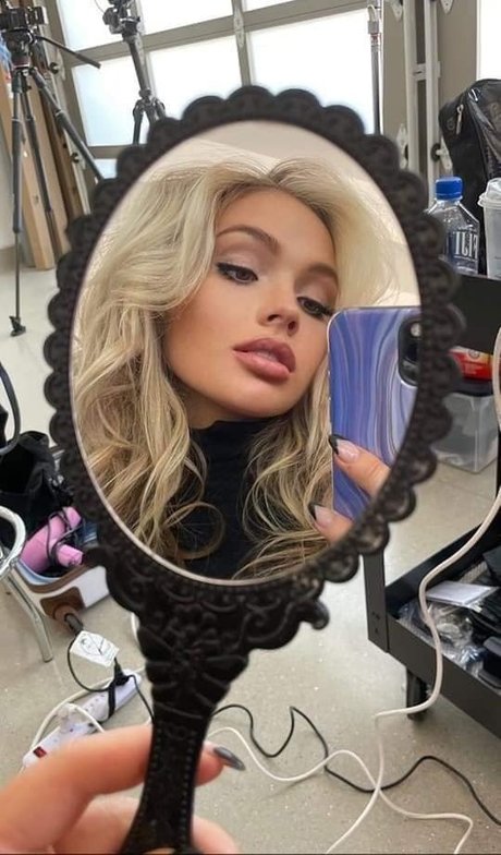 Natalie Alyn Lind