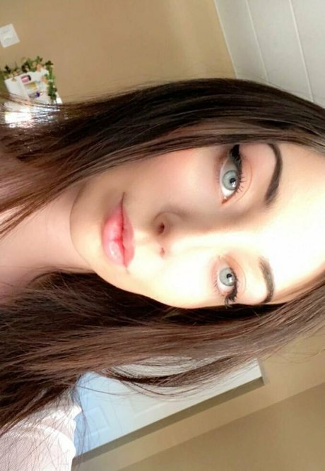 Alaston vuotanut OnlyFans-kuva Marmarbunni