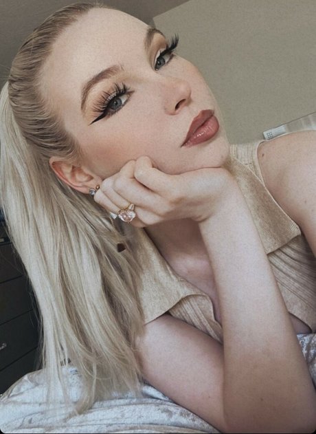 Обнаженная фотография утечки OnlyFans от Loveabilities