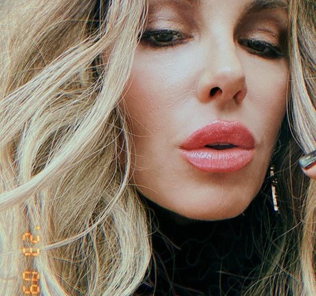 Kate Beckinsale