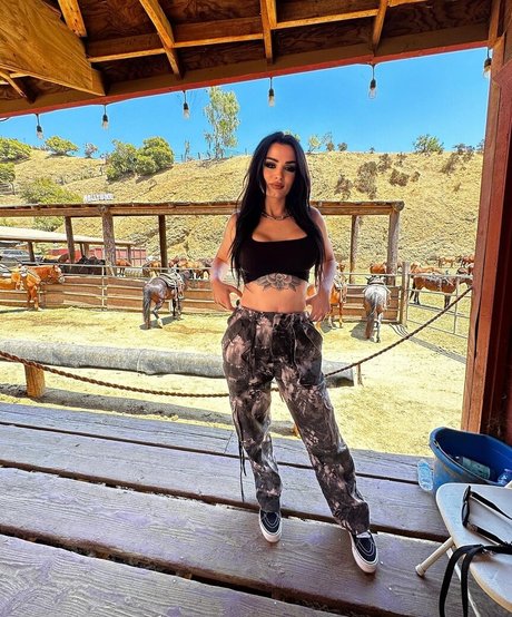 Nahá fotka uniklých OnlyFans od Saraya Bevis