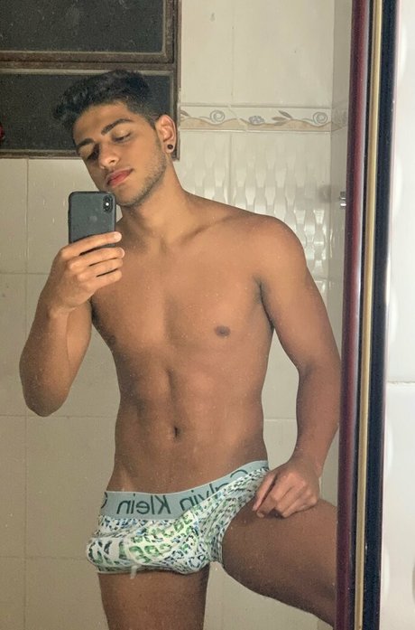 Naakte gelekte OnlyFans-foto van Marciomendes