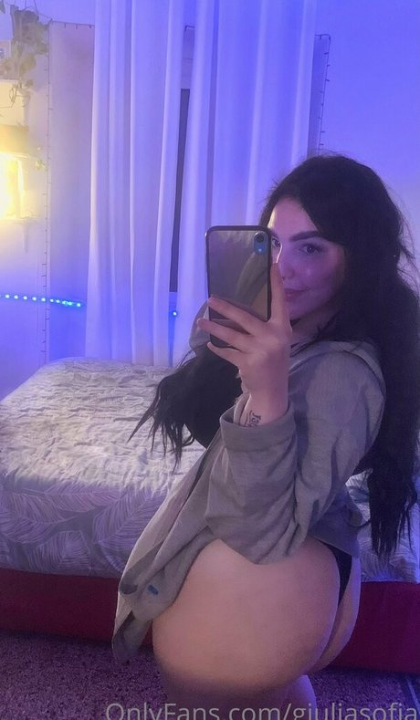Naken läckt OnlyFans-bild av Giuliasofiafree
