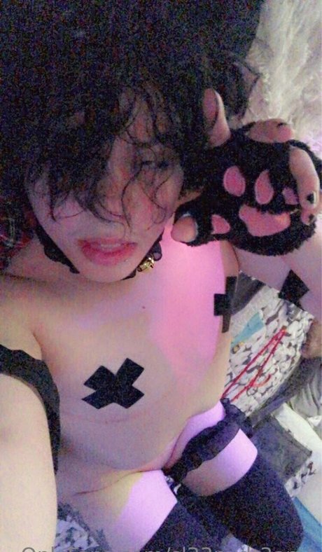 Alasti lekkinud OnlyFans-i pilt Sl33pydr3ams