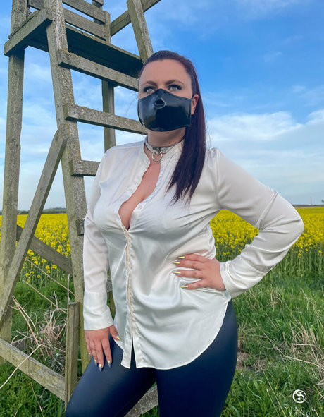 Nahá fotka uniklých OnlyFans od Yingyang2019