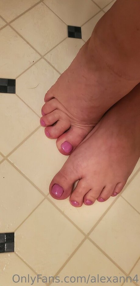 Alexann4 OnlyFans泄露裸照