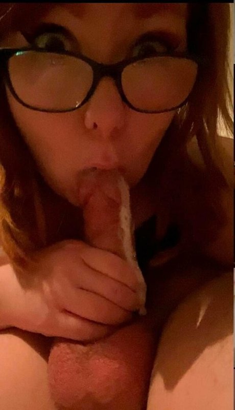 Foto nua vazada do OnlyFans de Mistressmel1