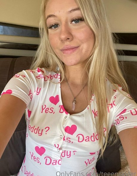 Nahá fotka uniklých OnlyFans od Teeenskyler