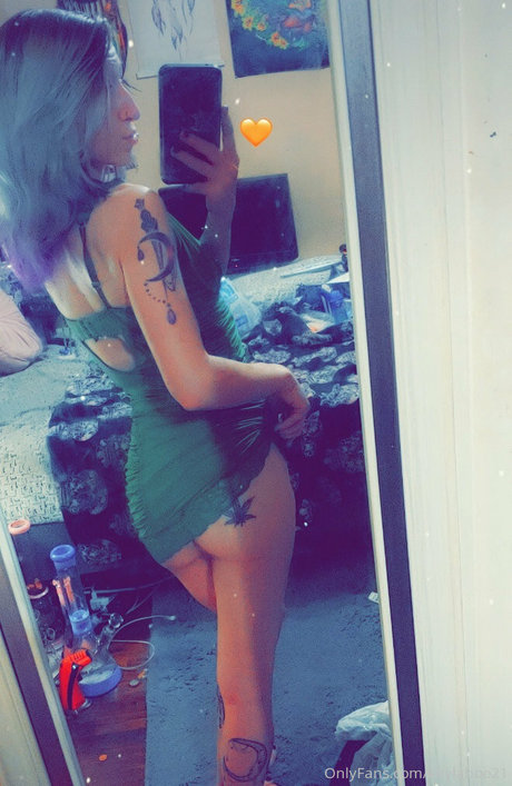 Kaylaboo21