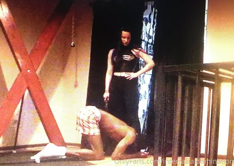 Naken läckt OnlyFans-bild av Interracialdomination
