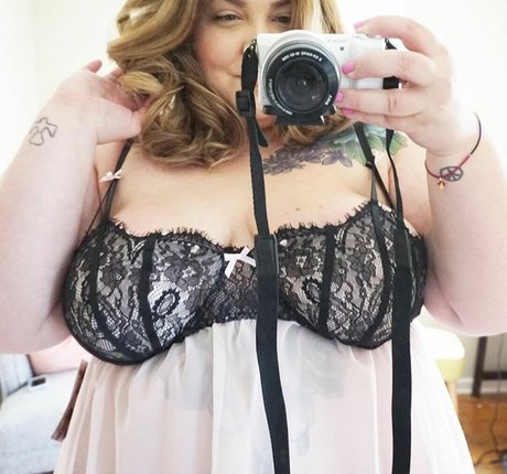 Photo nue de fuite OnlyFans de Corissa Enneking