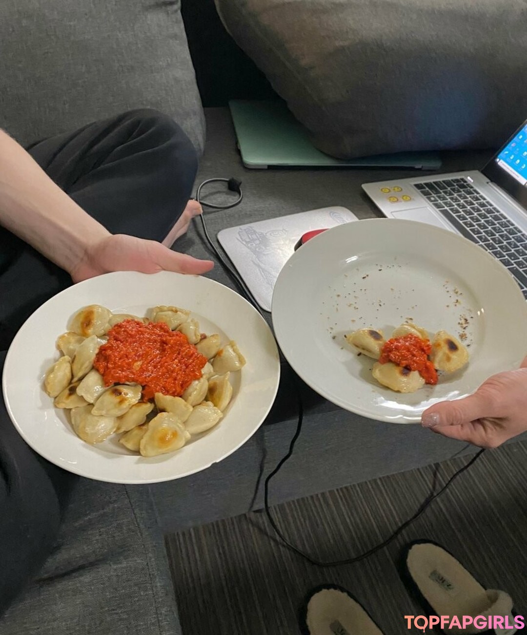 Naakte gelekte OnlyFans-foto van Zhannav #39