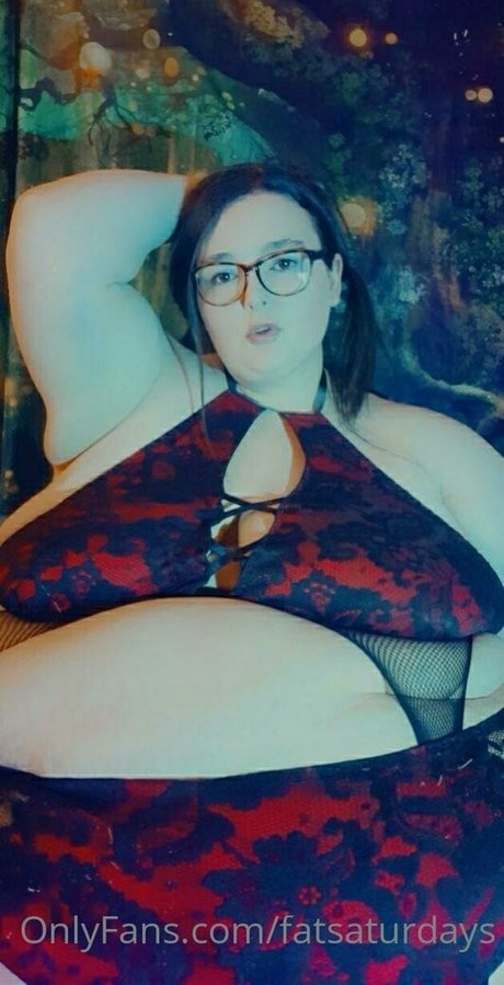 Naken läckt OnlyFans-bild av Fatsaturdays