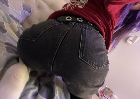 Обнаженная фотография утечки OnlyFans от Poorwaifufree